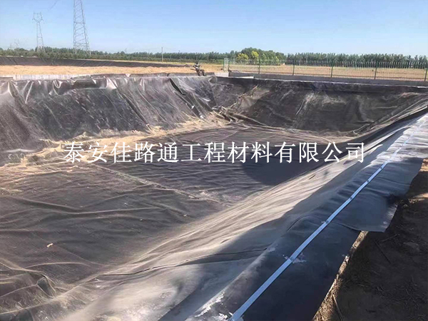防滲膜廠家為您帶來養(yǎng)殖防滲膜破損修復技術 防滲膜廠家為您帶來養(yǎng)殖防滲膜破損修復技術