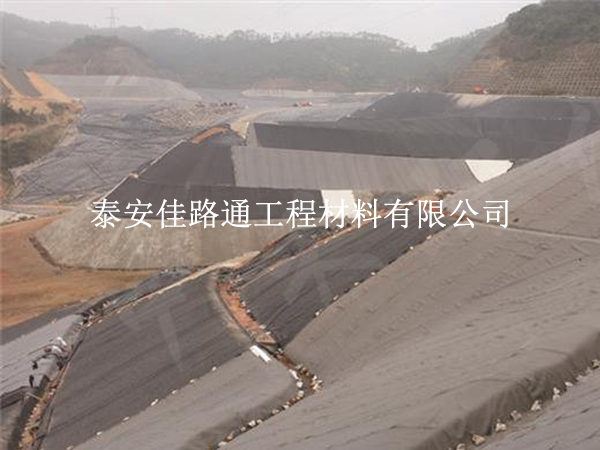 垃圾填埋場防滲膜鋪設(shè)不滲漏！7 個關(guān)鍵技巧筑牢環(huán)保防線